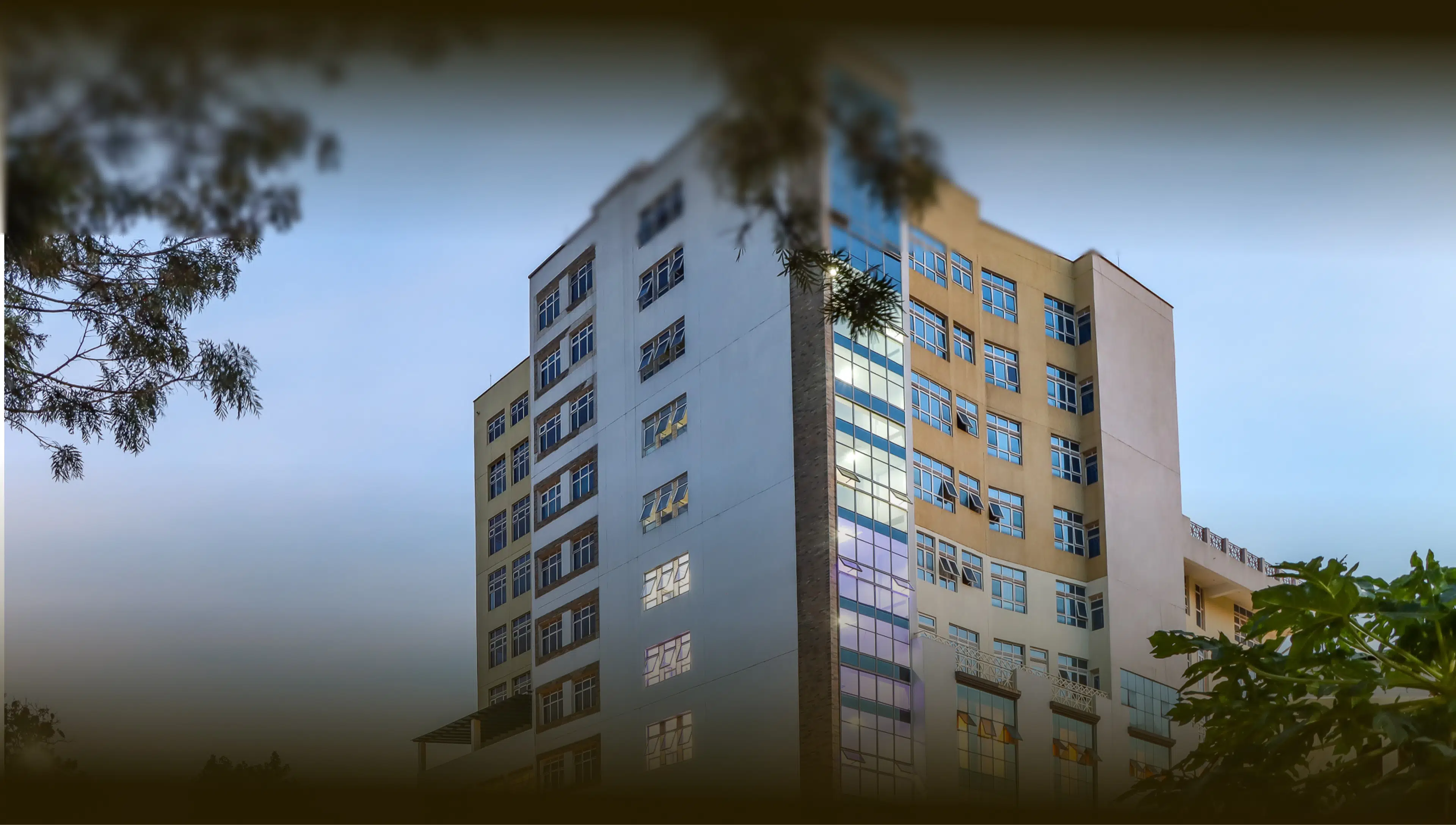 DALLAS PREMIERE HOTEL Hero 2